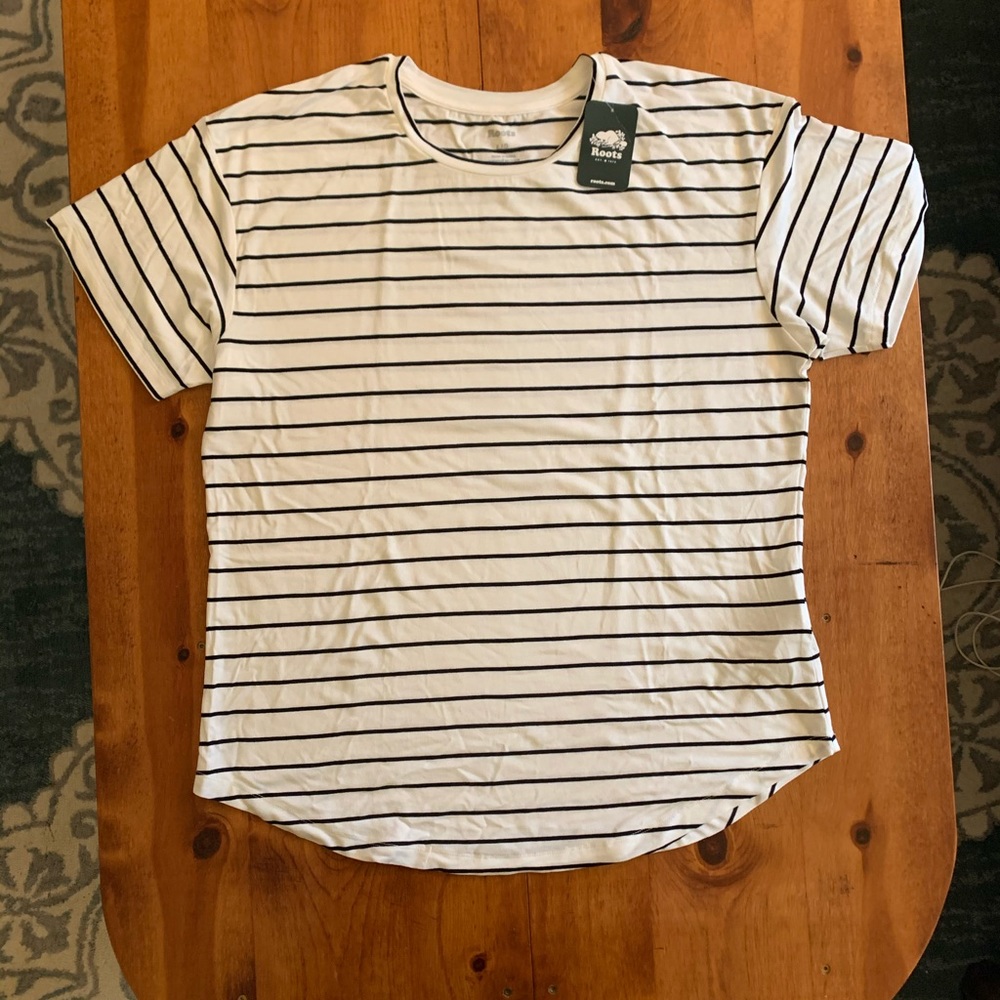 Roots t shirt